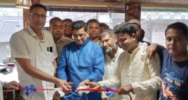 চাপরাশিরহাটে কাবাব এন্ড পার্টি সেন্টারের শুভ উদ্বোধন