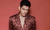 কান উৎসবে বিজয়ের পোশাক বানাতে রাজি হননি কোনো ডিজাইনার