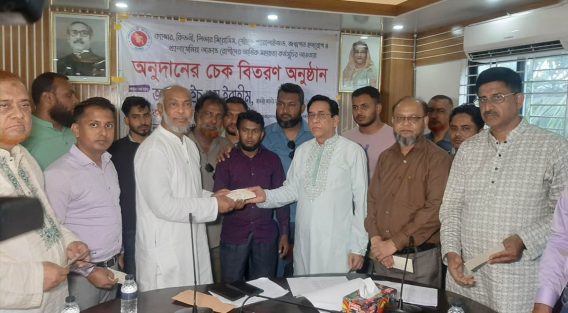 ‘শেখ হাসিনার সরকার সবসময় অসহায় মানুষের পাশে আছে’