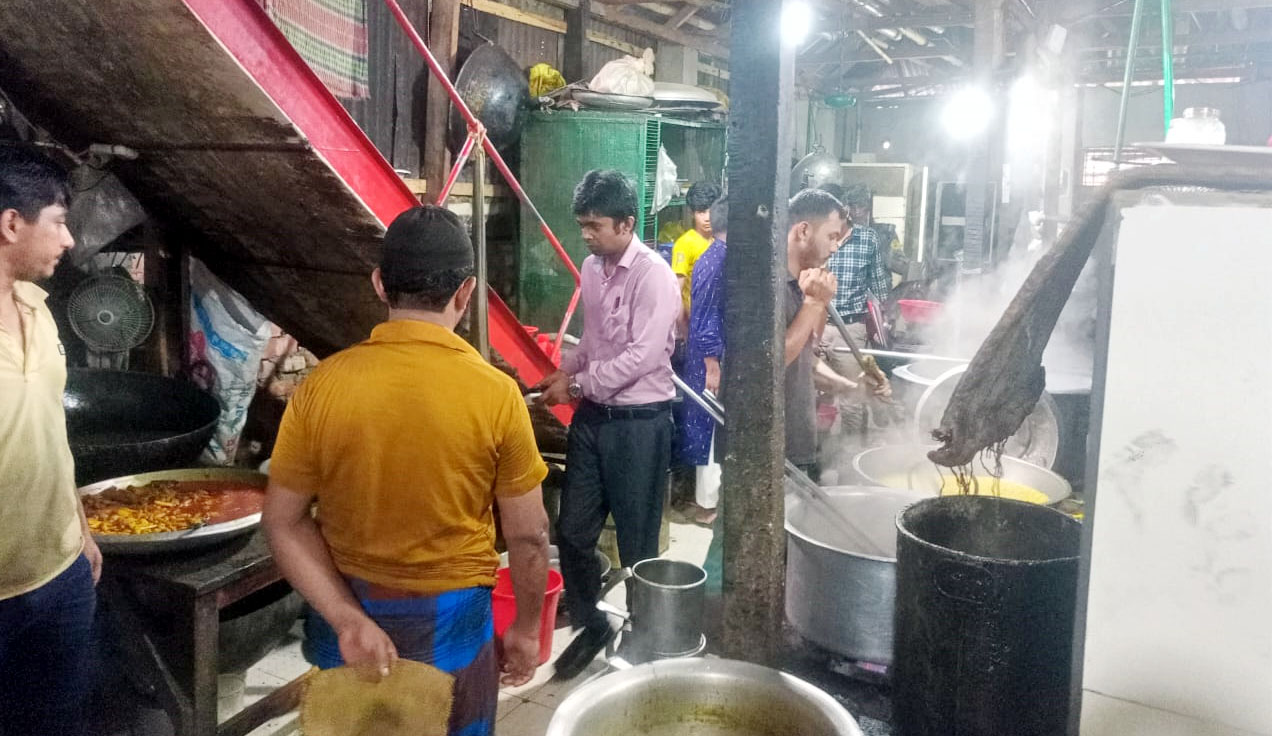 অস্বাস্থ্যকর পরিবেশে খাবার তৈরি, এক প্রতিষ্ঠানকে অর্থদণ্ড