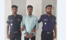 পরকীয়া স্বামীকে বৈদ্যুতিক শক দিয়ে হত্যা : প্রেমিকসহ স্ত্রী গ্রেফতার