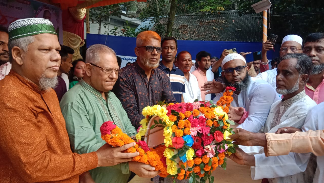 আ.লীগ পুনরায় ক্ষমতায় গেলে নারীদের আরো বেশি মূল্যায়ন করবে : মোরশেদ আলম এমপি