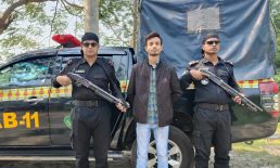 অভিযান চালিয়ে এলজিসহ এক সন্ত্রাসীকে গ্রেফতার করেছে র‌্যাব
