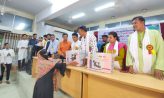 সদরে অসহায় নারীদের মাঝে বিনামূল্যে সেলাই মেশিন বিতরণ