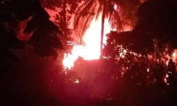 সোনাইমুড়ীতে আগুনে পুড়ল ৯ দোকান