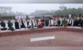 জাতীয় স্মৃতিসৌধে শ্রদ্ধা জানাল নতুন মন্ত্রিসভা