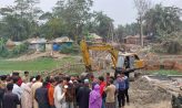 নেয়াজপুরে ব্রীজ নির্মাণে জনদুর্ভোগ চরমে