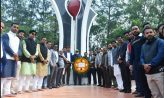 নোবিপ্রবি অফিসার্স এসোসিয়েশনের শহিদ মিনার ও জাতির পিতার ম্যুরালে শ্রদ্ধা নিবেদন