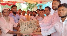 সুবর্ণচরে কৃষকদের মাঝে বীজ ও সার বিতরণ
