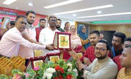 কোম্পানীগঞ্জে স্বেচ্ছাসেবীদের মিলনমেলা ও সম্মাননা স্মারক প্রদান