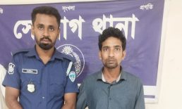 সেনবাগে র‍্যাবের অভিযান গাঁজা ও নগদ টাকাসহ মাদক কারবারি গ্রেপ্তার