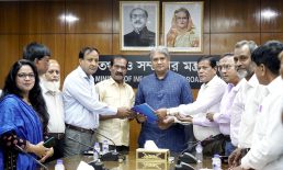 গণমাধ্যমকে শক্ত ভিত্তির ওপর দাঁড় করাতে চায় সরকার : তথ্য ও সম্প্রচার প্রতিমন্ত্রী