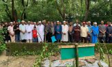 হাতিয়ায় শহিদ রিটন এর কবর জেয়ারত করলেন উপজেলা বিএনপির নেতৃবৃন্দ