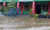 সেনবাগে ভয়াবহ বন্যায় সাড়ে তিন লাখমানুষ পানি বন্দী পানিতে ডুবে শিশুর মৃত্যু