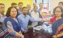 মাহবুব মোর্শেদ বাসসের ব্যবস্থাপনা পরিচালক ও প্রধান সম্পাদক হিসেবে অফিসে যোগদান করেছেন