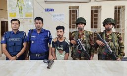 ঢাকায় লুন্ঠিত পিস্তল সেনবাগে বিক্রির চেষ্টা, গ্রেপ্তার ১