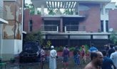 চাটখিলে মিছিল নিয়ে সাবেক এমপি ইব্রাহীমের বাড়িতে অগ্নিসংযোগ