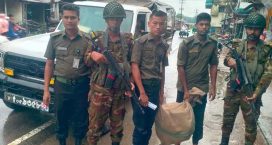 কোম্পানীগঞ্জে ব্যাংকে টাকা পৌঁছ দিল সেনাবাহিনী, লুট হওয়া অস্ত্র উদ্ধার