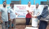 জেলাতে পানিবাহিত রোগ নিয়ন্ত্রণে বোটোয়ার পানি ফিলটারিং জার বিতরণ