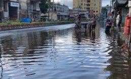 খাল দখল দূষণে নামছে না বন্যার পানি, ভোগান্তিতে মানুষ