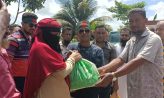 সেনবাগে বন্যায় ক্ষতিগ্রস্থ মাঝে খাদ্য সামগ্রী বিতরণ