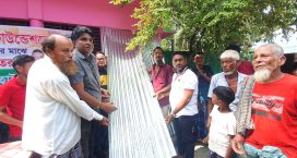 সোনাইমুড়িতে বন্যা ক্ষতিগ্রস্তদের পূর্ণবাসনের ডিউটিন বিতরণ