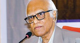 সবাইকে অটোপাস করালে সংখ্যাগরিষ্ঠ শিক্ষার্থীর ফলাফল অবমূল্যায়ন করা হবে: শিক্ষা উপদেষ্টা