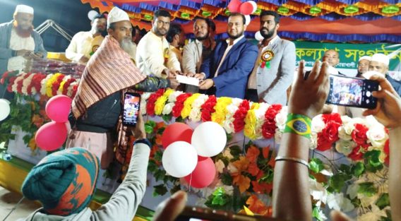 সেনবাগে জুলাই-আগস্ট শহীদ পরিবারকে অনুদান