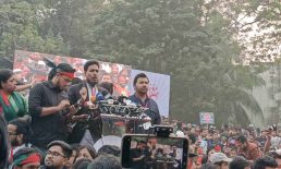 ১৫ জানুয়ারির মধ্যে অভ্যুত্থানের ঘোষণাপত্র পাঠ করতে হবে: আখতার