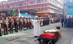 চোখের জলে অকুতোভয় বীরকে বিদায় দিলো ফায়ার সার্ভিস