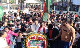 বিজয় দিবস উপলক্ষ্যে মামুনুর রশীদ মামুনের নেতৃত্বে শ্রদ্ধাঞ্জলি নিবেদন