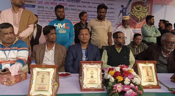 সেনবাগে চেয়ারম্যান গোল্ডকাপ ফুটবল টুর্ণামেন্টের উদ্বোধন