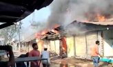 চাটখিলে আগুনে ভস্মীভূত হলো ১৫টি দোকান