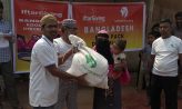 সেনবাগে অসহায় দুঃস্থদের ইফতার সামগ্রী বিতরণ