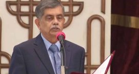 উপদেষ্টা হিসেবে শপথ নিলেন সি আর আবরার