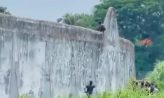 জেলা কারাগারের দেয়াল টপকে হাজতির পালানোর চেষ্টা
