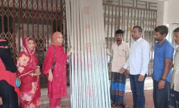টর্নেডোতে ক্ষতিগ্রস্ত পরিবারের পাশে উপজেলা প্রশাসন