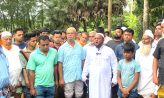 কোম্পানীগঞ্জে পানিবন্দি পরিবারে শুকনো খাবার বিতরণ
