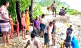 হাতিয়ায় জোয়ারে ৪ কিলোমিটার বেড়িবাঁধ ক্ষতিগ্রস্ত, প্লাবিত বিস্তীর্ণ জনপদ