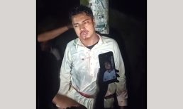 মাজারে ঢিল ছোঁড়ায় ভারসাম্যহীন তরুণকে বিদ্যুতের খুঁটিতে বেঁধে মারধর