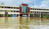 নোয়াখালীতে রোদের দেখা, জলাবদ্ধতায় এখনো ভোগান্তি
