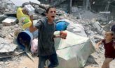 গাজায় অনাহারে ৯৮ শিশুসহ ২১২ জনের মৃত্যু