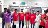 ফুলঝুড়ি ব্লাড ডোনেট এসোসিয়েশন সদস্যদের টিশার্ট উপহার