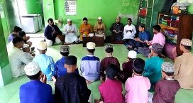 এতিমখানায় দুপুরের খাবার ও দোয়ার আয়োজন