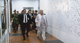 নিউইয়র্ক সফর শেষে দেশে ফিরেছেন প্রধান উপদেষ্টা