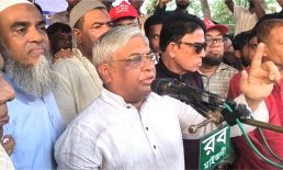 একটি অদৃশ্য শক্তির বিরুদ্ধে আমাদের যুদ্ধ করতে হবে : বরকত উল্যাহ বুলু