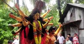 দেবী বিদায়ে অশ্রুজল