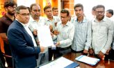 ‘নোয়াখালী বিভাগ’ বাস্তবায়নের দাবিতে সাংবাদিকদের মানববন্ধন ও স্মারকলিপি প্রদান