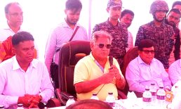 ঘাট দখল মুক্ত রাখুন, ফেরি সার্ভিস চালুর কাজ দ্রুত সম্পন্ন হবে – নৌ উপদেষ্টা