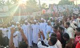 ধানের শীষের প্রার্থী পরিবর্তনের দাবিতে কাফনের কাপড় পরে বিক্ষোভ-সমাবেশ